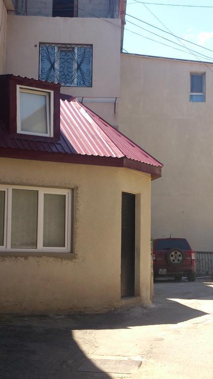 Guest House Madonna Тбилиси Екстериор снимка