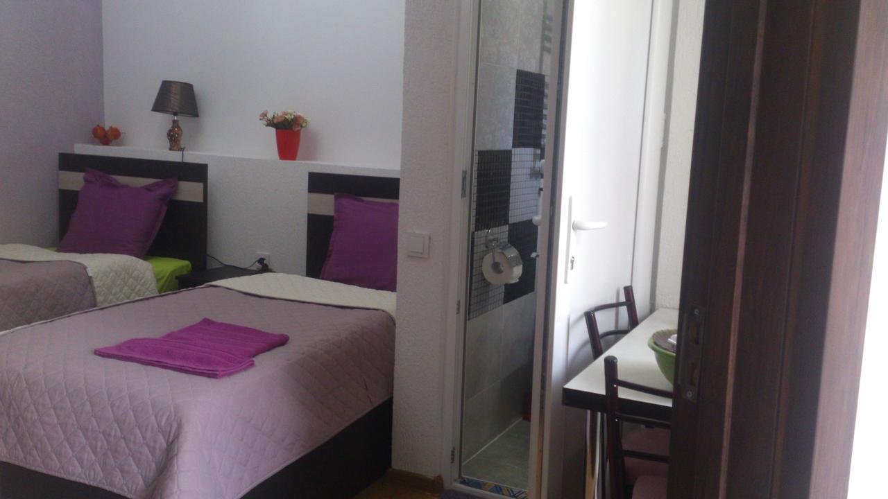 Guest House Madonna Тбилиси Екстериор снимка