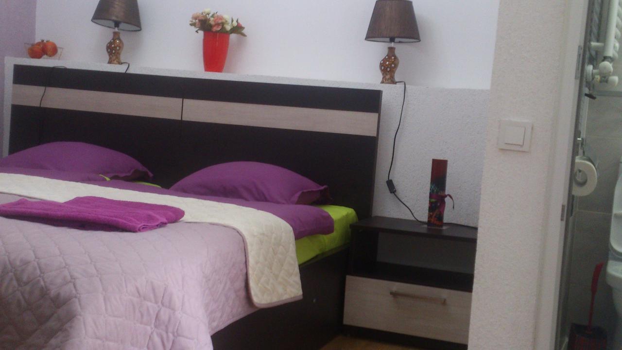 Guest House Madonna Тбилиси Екстериор снимка